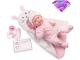 Pink Soft Body La Newborn dans Bunny Bunting et accessoires. Corps souple nouveau-né. Costume rose avec couverture.